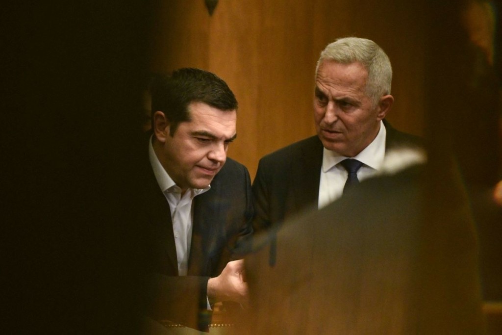 Ο ναύαρχος Αποστολάκης άδειασε τον Τσίπρα για τις φρεγάτες