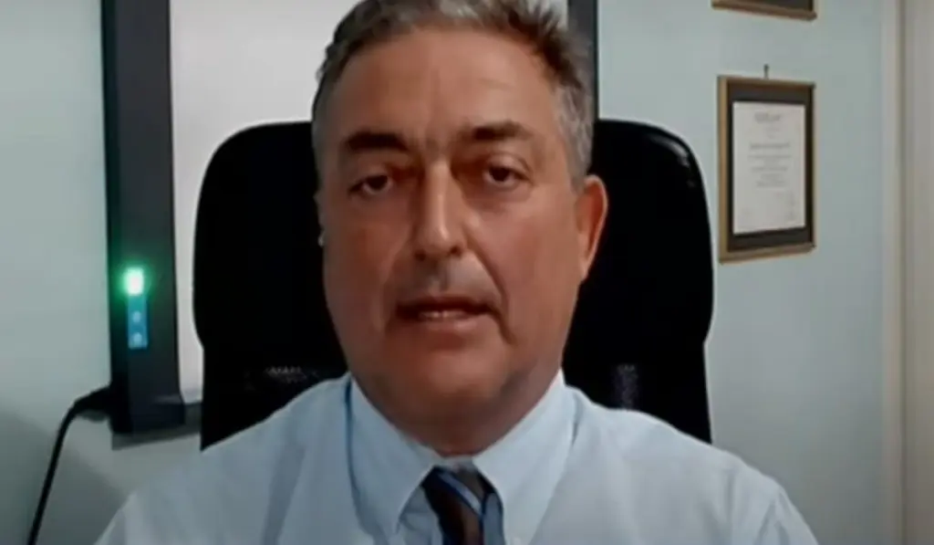 “Σκέφτομαι να ζητήσω αστυνομική προστασία” – Νέα παρέμβαση Βασιλακόπουλου μετά την επίθεση στην Καλαμπάκα