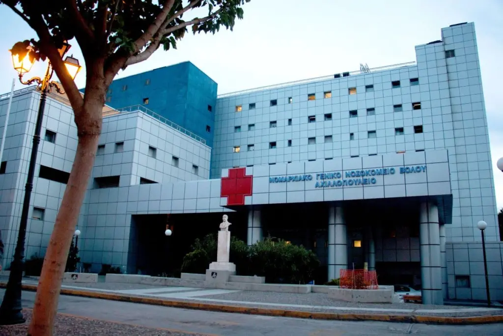 Η απίθανη περιπέτεια 47χρονου άνδρα με κορονοϊό – Οι γιατροί δεν μπορούν να καταλάβουν τι έχει συμβεί