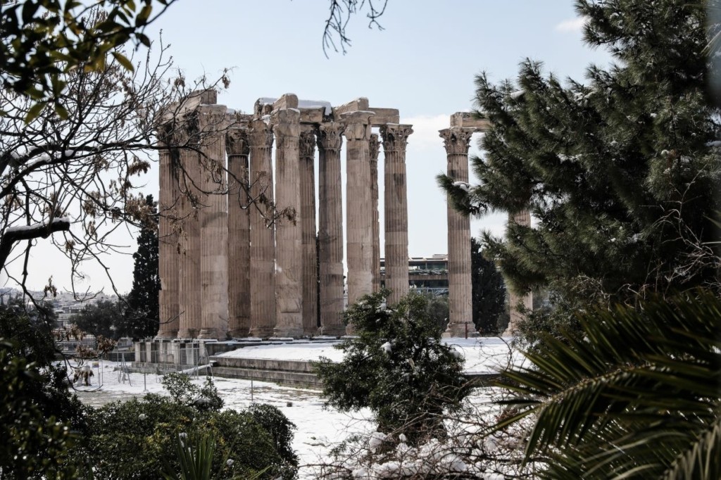 Τα μερομήνια μίλησαν – Αγριεύει ο καιρός – Πότε θα χιονίσει