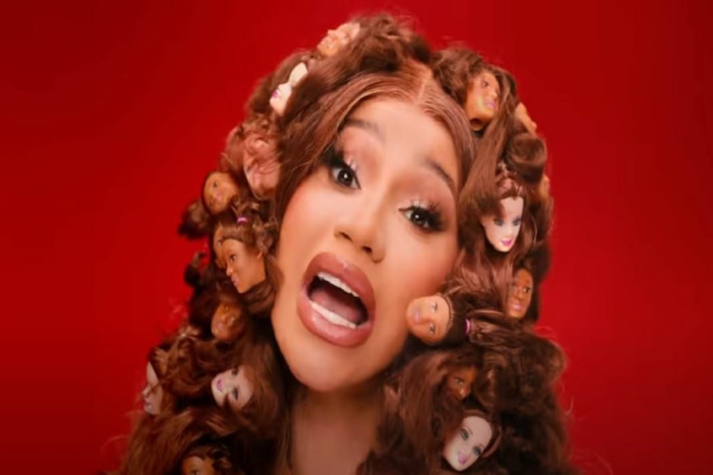 H απίστευτη εμφάνιση της Cardi B στο Παρίσι