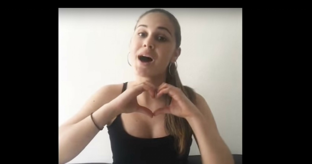 Όταν η Σαμάνθα του Big Brother ήταν Youtuber στο γυμνάσιο! (vids)