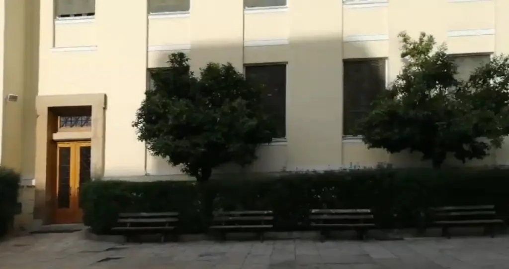 Φοιτητής καταγγέλλει ξυλοδαρμό από ομάδα νεαρών στην ΑΣΟΕΕ