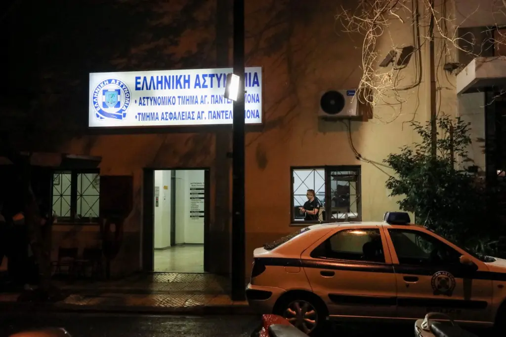 Αυτοκτόνησε 32χρονος μέσα στο αστυνομικό τμήμα του Άγιου Παντελεήμονα