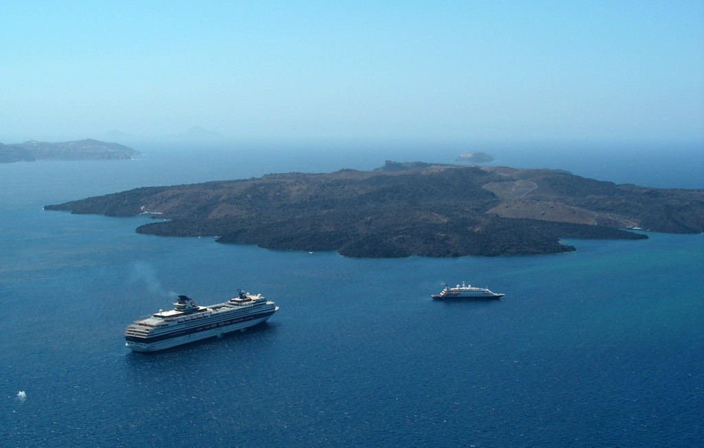 Νέα έρευνα στο ηφαίστειο Σαντορίνης – Τι έδειξε ο νέος σταθμός παρακολούθησης