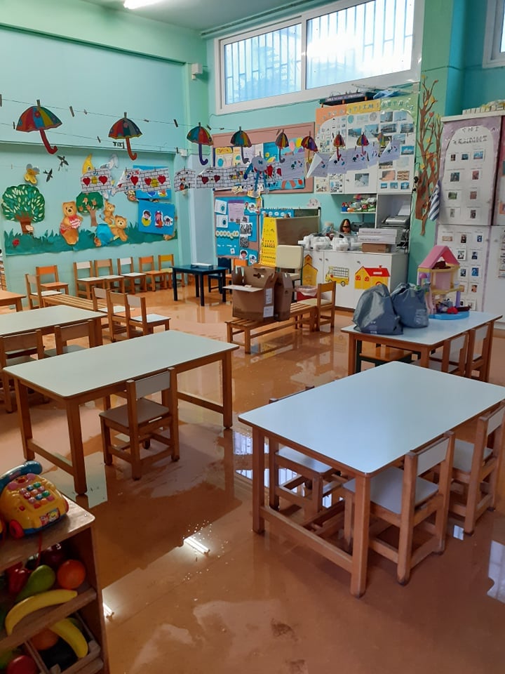 Πλημμύρισε ξανά το 3ο νηπιαγωγείο στην Καλλιθέα (pics)