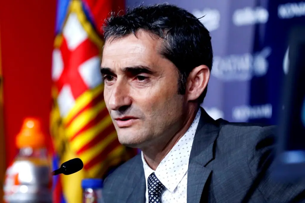 Επαφή Γιουνάιτεντ με Βαλβέρδε