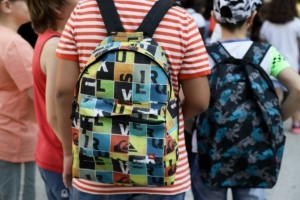 ΗΠΑ: Δικαστής στο Τέξας «μπλόκαρε» τον νόμο για ανάρτηση των Δέκα Εντολών σε σχολεία
