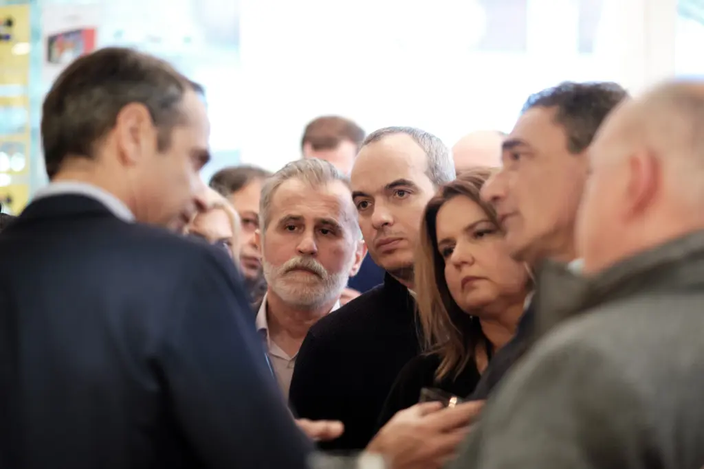 “Όχι” Μητσοτάκη σε νέο lockdown – Μίλησε για τα sms στους πολίτες