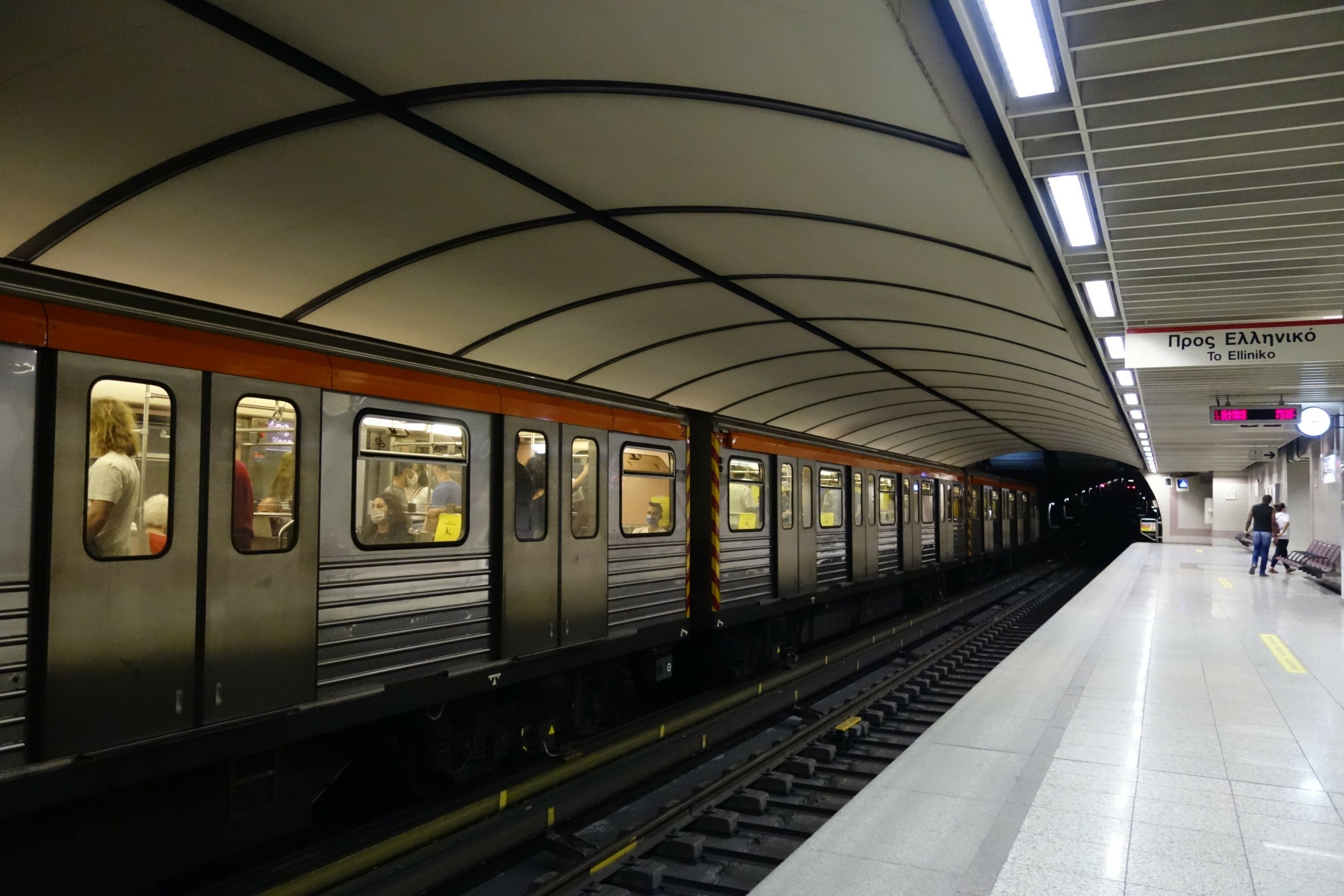 Άνω Πατήσια: Άνθρωπος έπεσε πάνω στον ηλεκτρικό – Διακοπή δρομολογίων του ΗΣΑΠ