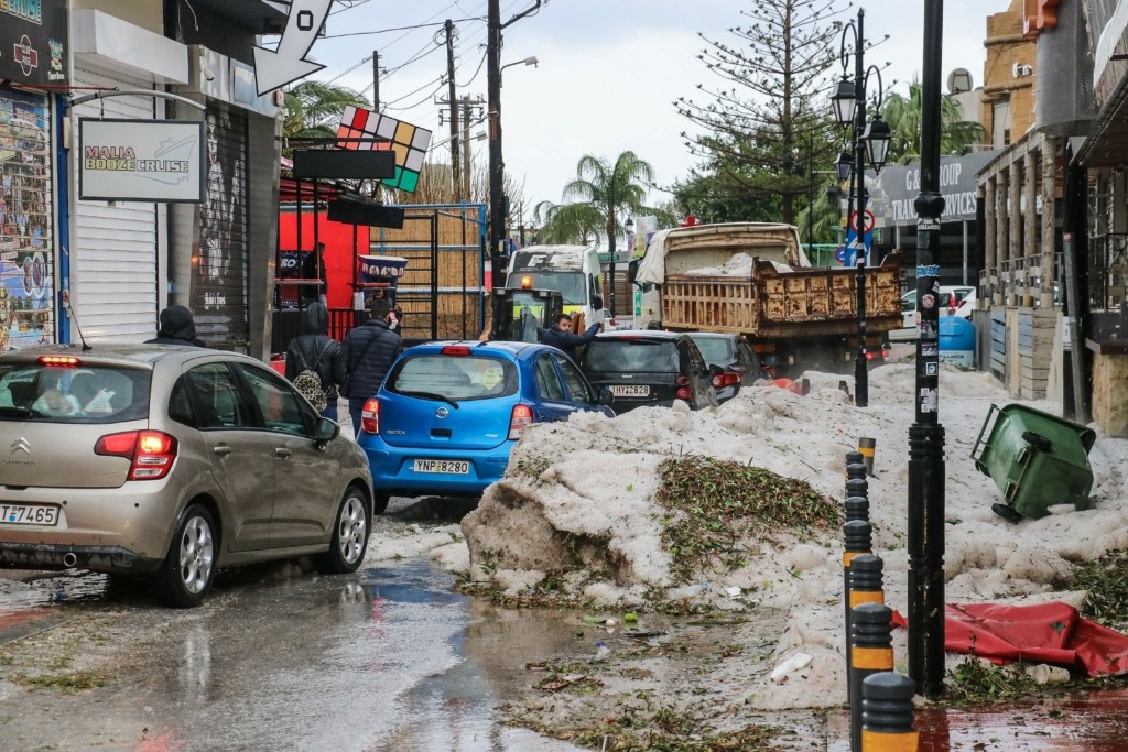 Χαλάει ο καιρός την Τρίτη με καταιγίδες και χαλάζι – Ποιες περιοχές θα επηρεαστούν