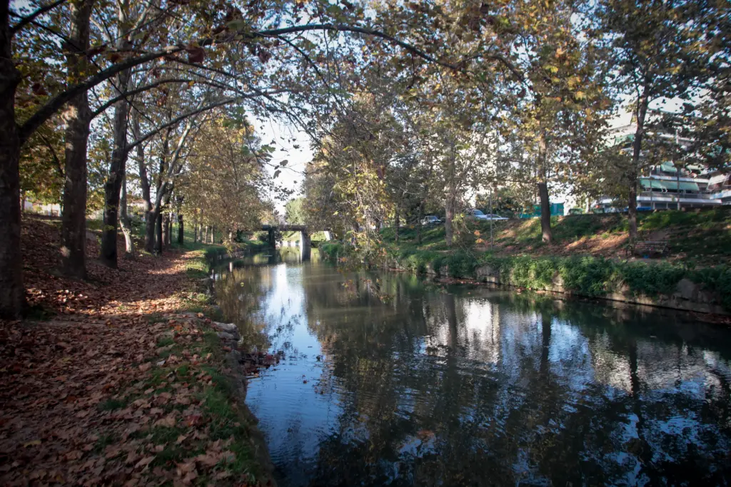 Συννεφιά τοπικά και μικρή πτώση της θερμοκρασίας την Κυριακή