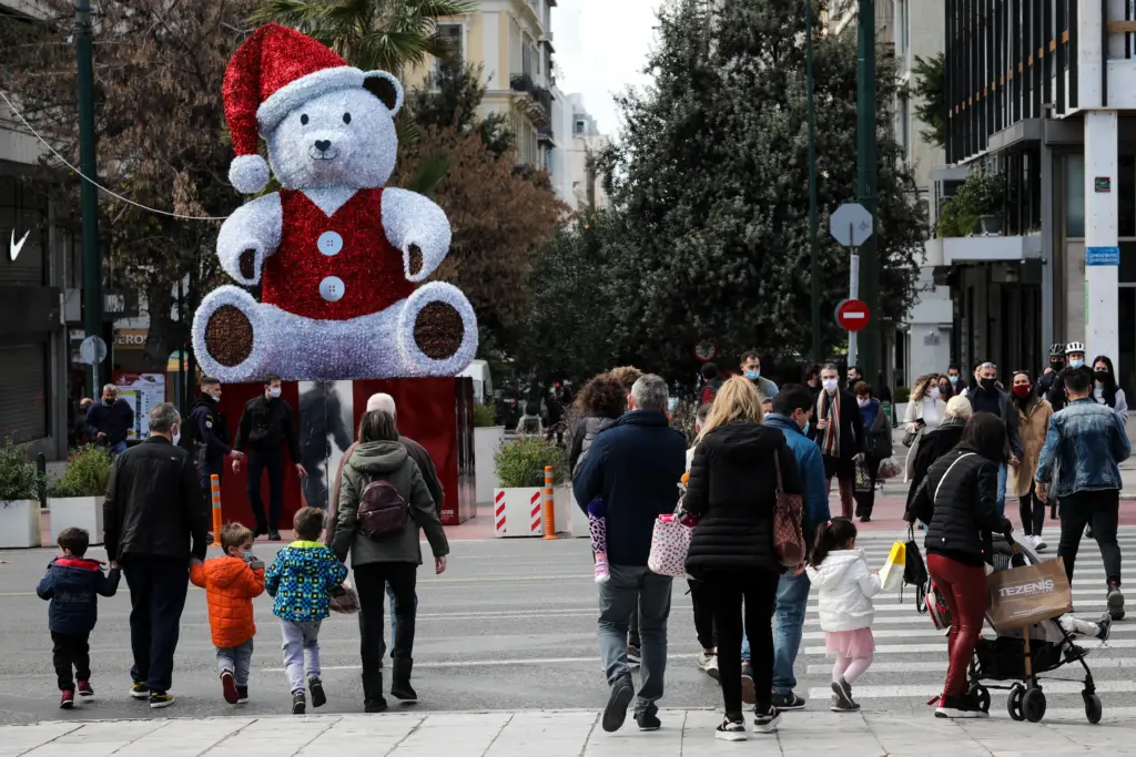 Δήλωση “βόμβα” από Πέτσα για τις γιορτές των Χριστουγέννων – “Δεν θα αρθούν οι περιορισμοί” (vid)