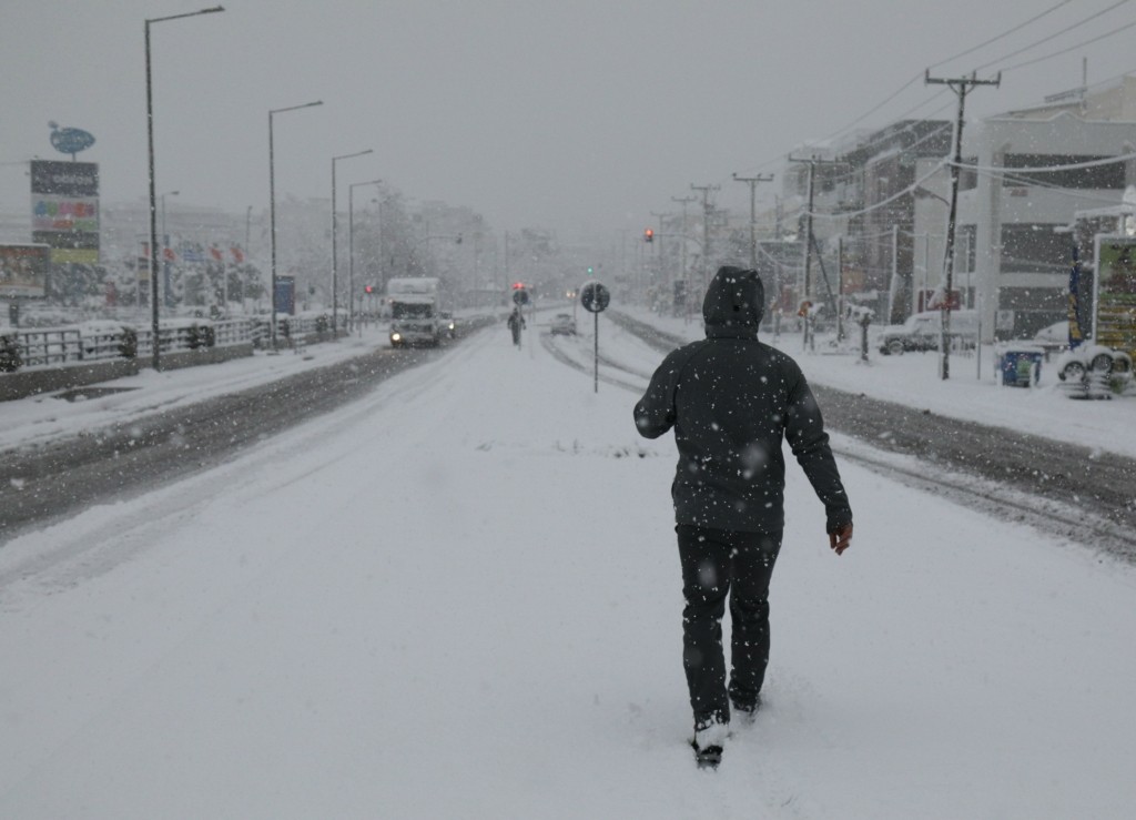 Χαλάει ο καιρός την Παρασκευή – Χιόνια στα ορεινά, βροχές και καταιγίδες
