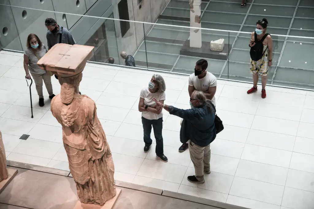 Τι πιστεύουν οι Έλληνες μετά από 20 μήνες πανδημίας για την τρίτη δόση και τον εμβολιασμό των παιδιών