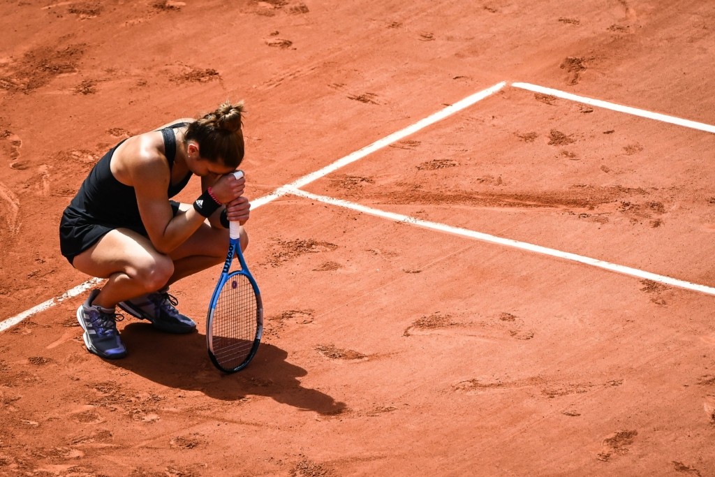 Εκτός τελικού WTA Finals η Σάκκαρη – “Πικρή” ήττα από την Ανέτ Κονταβέιτ (vid)