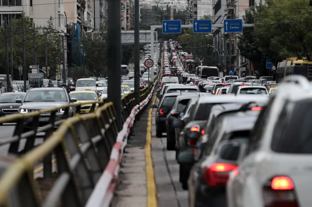 Έρχονται διπλάσια τέλη για πάνω από 73.500 οφειλέτες που ξέχασαν να τα πληρώσουν το 2016