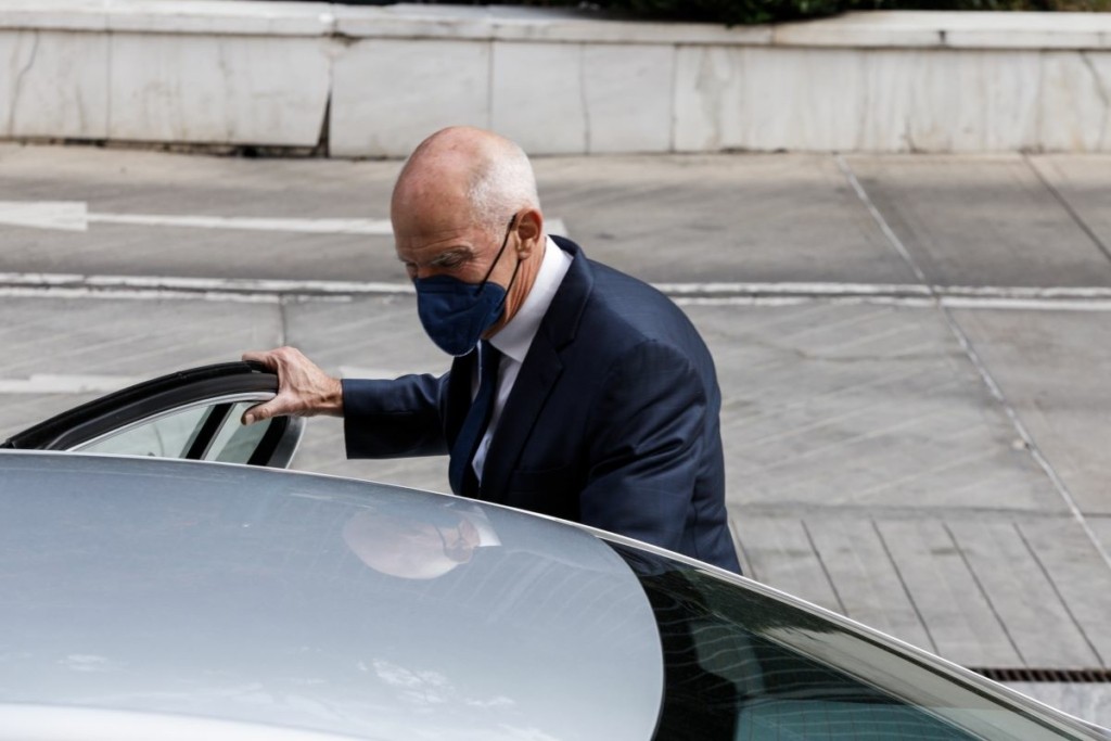 “Κεραυνοί” Παπανδρέου για Βαλυράκη – “Κάποιοι προσπαθούν να αποσιωπήσουν τη δολοφονία του”