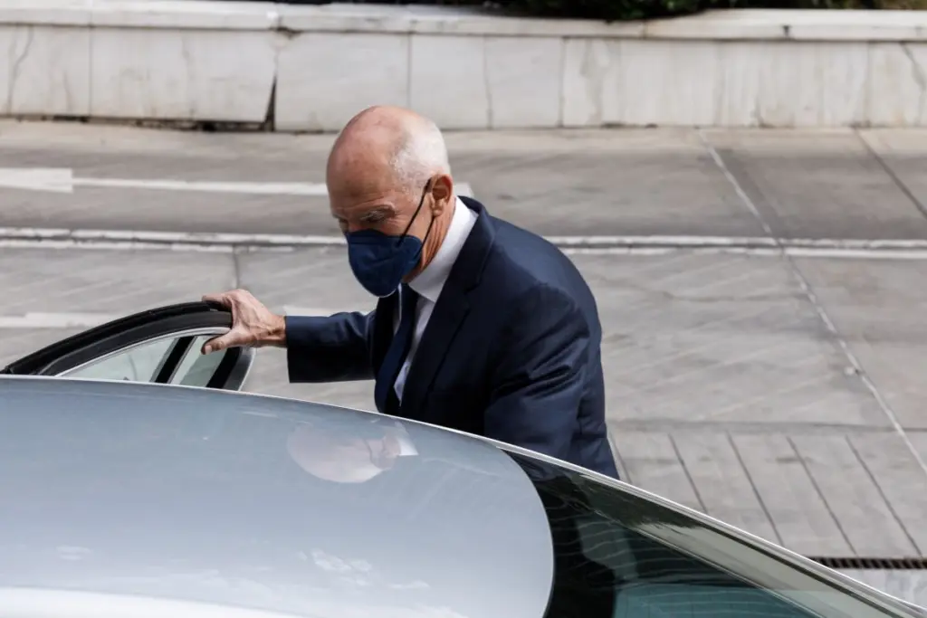 “Κεραυνοί” Παπανδρέου για Βαλυράκη – “Κάποιοι προσπαθούν να αποσιωπήσουν τη δολοφονία του”