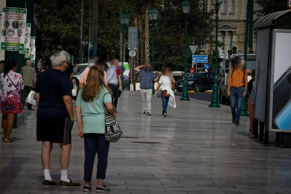“Βράζει” η Αττική με 1455 κρούσματα – 1298 στη Θεσσαλονίκη – Η κατανομή των κρουσμάτων