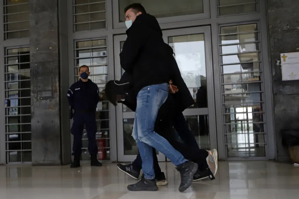 Νέες αποκαλύψεις για τη δολοφονία στο ψιλικατζίδικο στη Θεσσαλονίκη – Παρίσταναν τους άστεγους οι δράστες