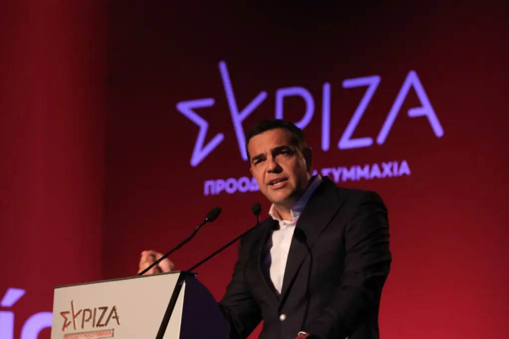 Τσίπρας ενόψει του διαγγέλματος Μητσοτάκη – “Ακόμη μια παράσταση, με 17.000 νεκρούς και διαλυμένο ΕΣΥ”