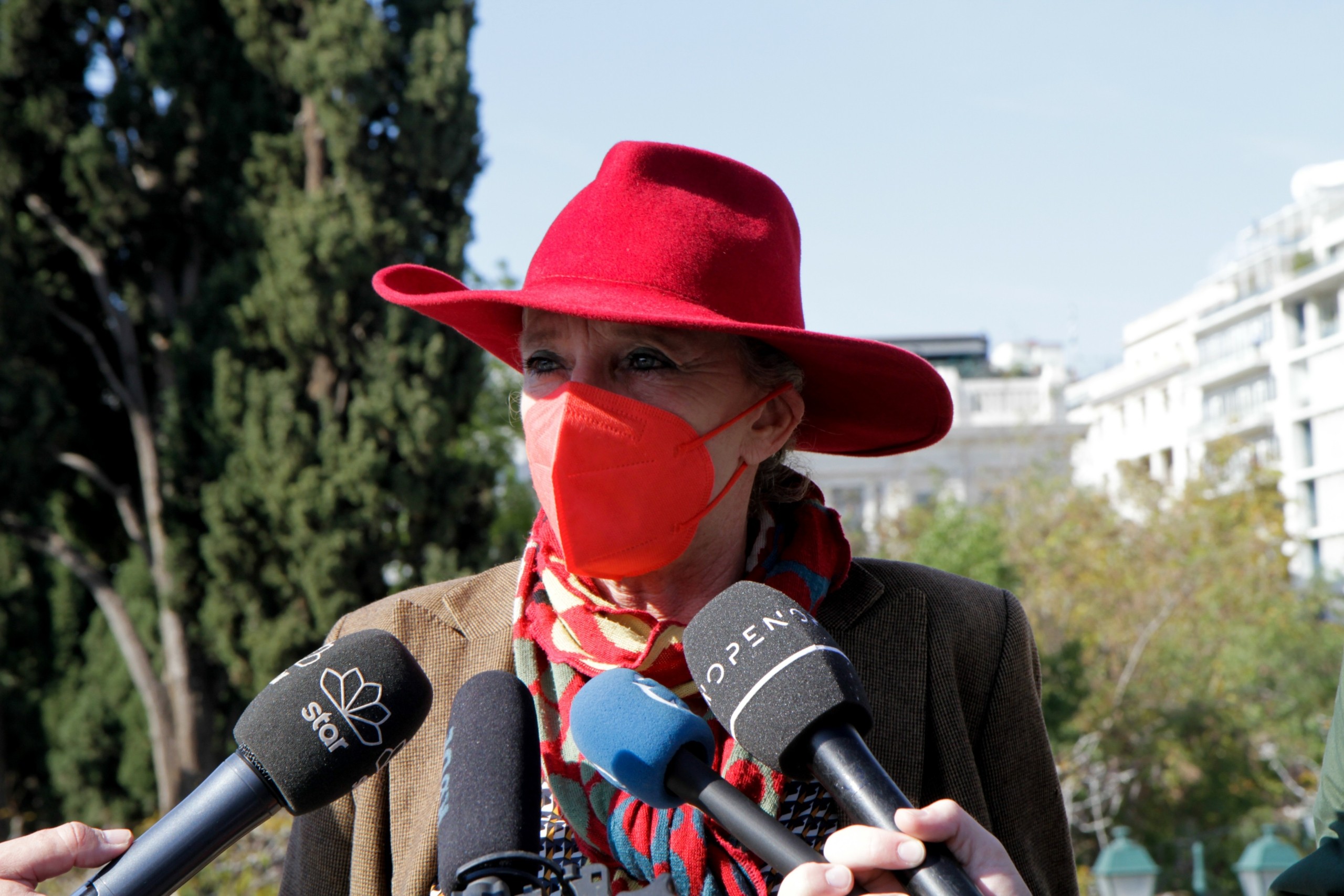 “Γιατί μήνυσα την Ολλανδή δημοσιογράφο” – Οι αναφορές στη Χρυσή Αυγή και οι εντυπώσεις