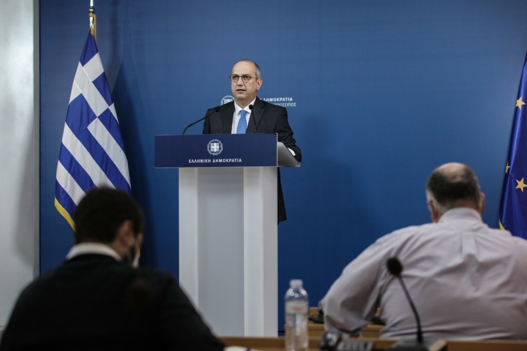 Οικονόμου για το διάγγελμα Μητσοτάκη – “Στόχος να παραμείνουν ανοιχτές κοινωνία και οικονομία”