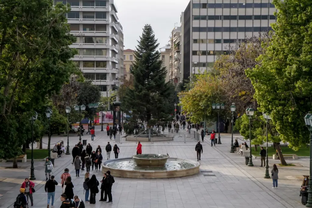 Στα 5.991 τα νέα κρούσματα το Σάββατο – Μεγάλη αύξηση στους διασωληνωμένους – Έφτασαν τους 594