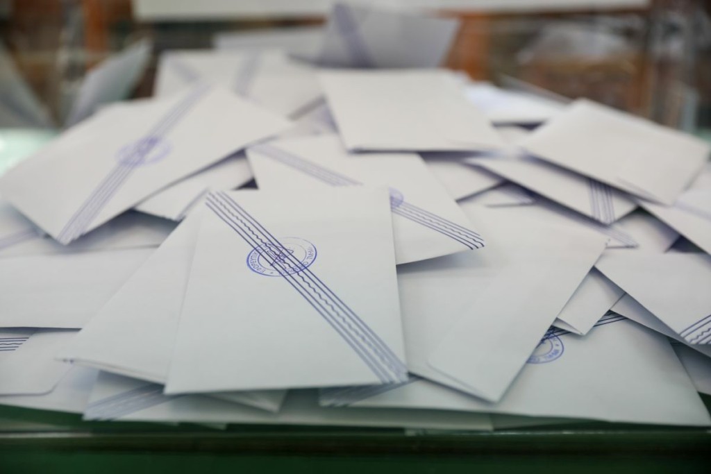Η πρώτη δημοσκόπηση μετά την εκλογή Ανδρουλάκη – Το προβάδισμα της ΝΔ και η “εκτόξευση” των ποσοστών του ΚΙΝΑΛ