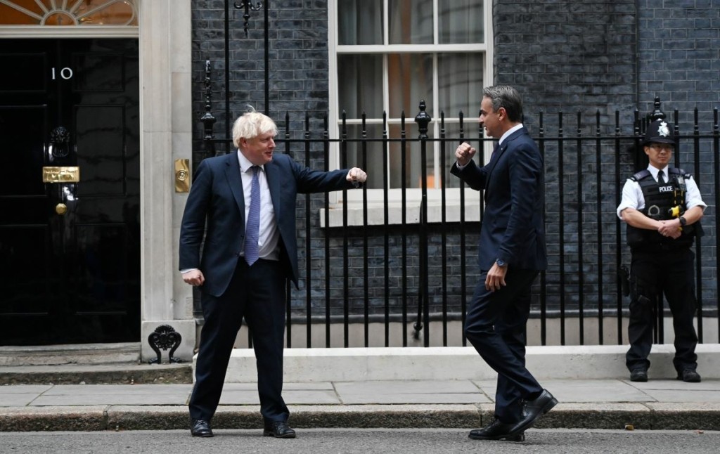 Όλος ο διάλογος Μητσοτάκη-Τζόνσον στην Downing Street – Θέμα επανένωσης των γλυπτών του Παρθενώνα
