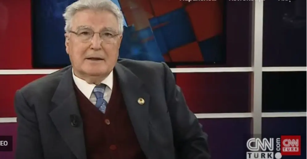 Τούρκος αναλυτής για την επέκταση των ελληνικών χωρικών υδάτων – “Η Ρωσία θα σφάξει τους Έλληνες”