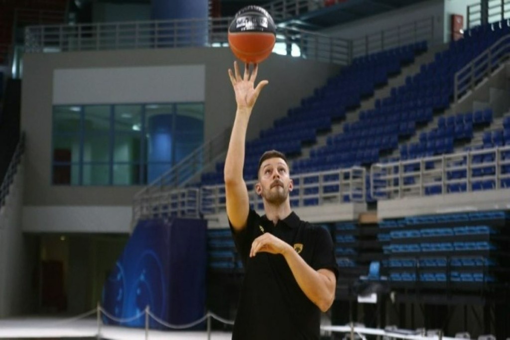 Η ανακοίνωση της ΚΑΕ ΑΕΚ για την κατάσταση της υγείας του Στέφαν Γέλοβατς