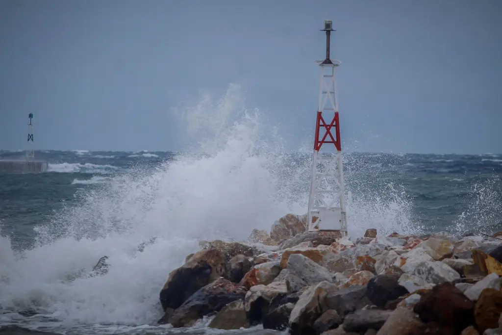 Πλησίασαν τα 100χλμ/ώρα οι μέγιστες ριπές του ανέμου στο Αιγαίο τη Δευτέρα 27/05