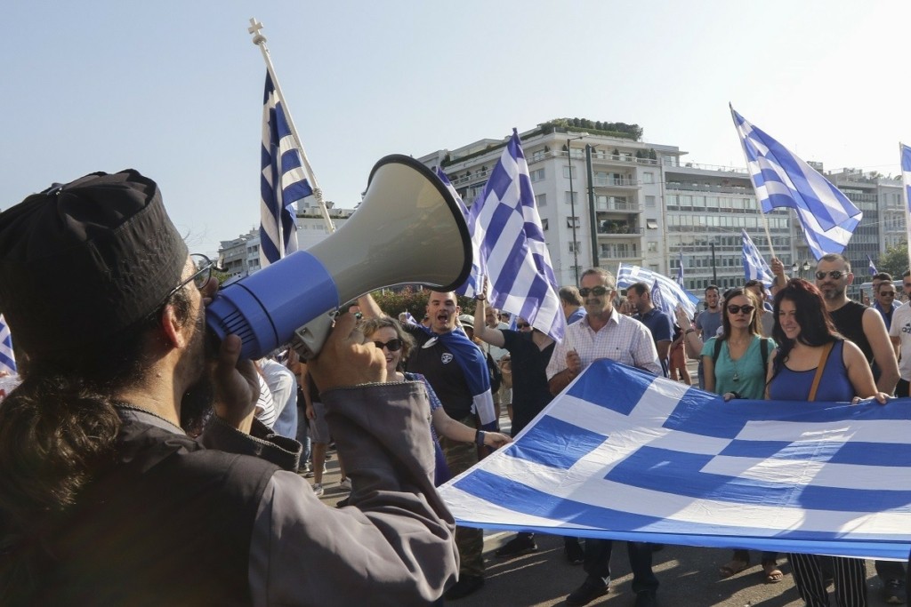 “Το παρακράτος της εκκλησίας στη Φλώρινα ελέγχει πάρα πολύ κόσμο” – Τι καταγγέλλει καρδιολόγος (vid)
