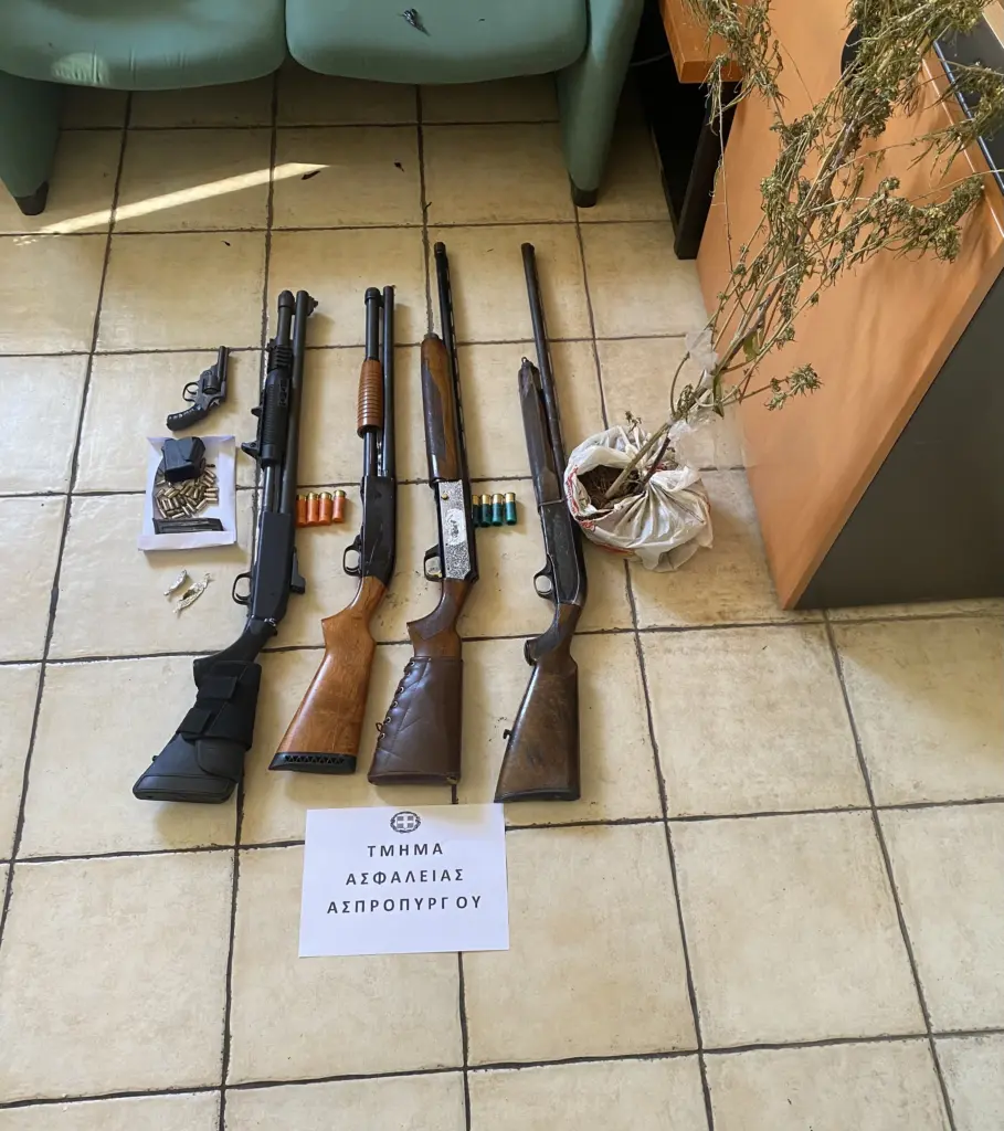Τέσσερις συλλήψεις και κατασχέσεις όπλων και ναρκωτικών στον Ασπρόπυργο