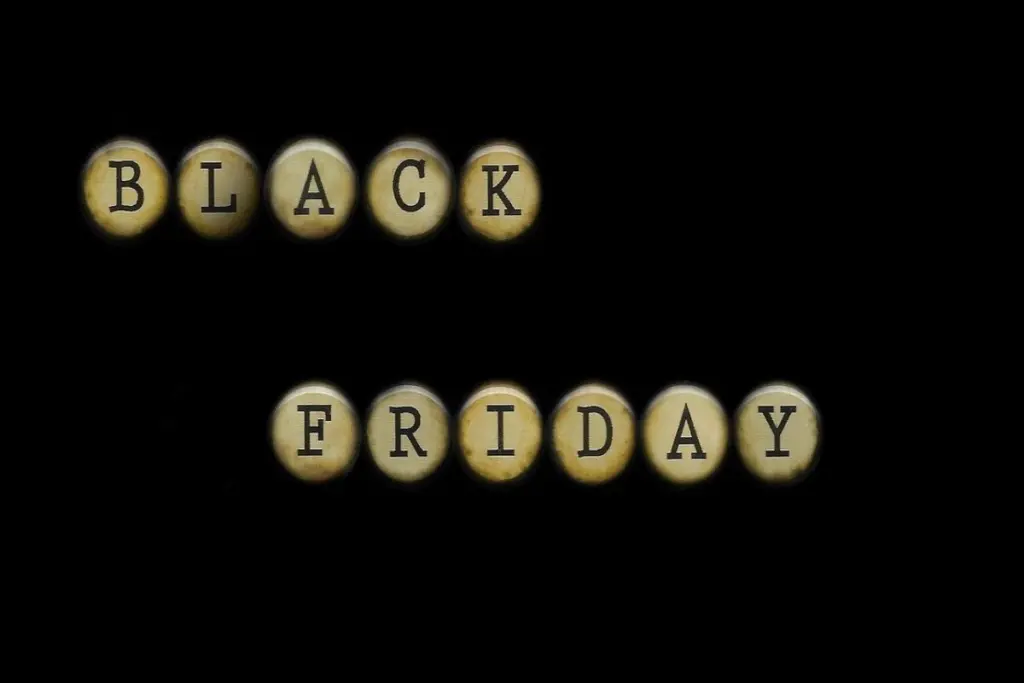 Ο δεκάλογος της Black Friday – Τι πρέπει να προσέξουν οι καταναλωτές και πώς θα προστατευτούν από τους απατεώνες
