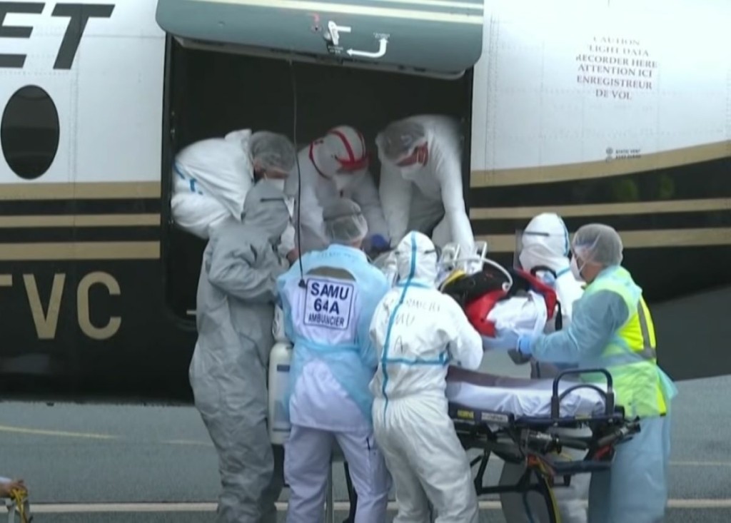 Νέα μέτρα ανακοινώνει την Πέμπτη και η Γαλλία – Φόβοι για έξαρση των κρουσμάτων και πίεση στα νοσοκομεία