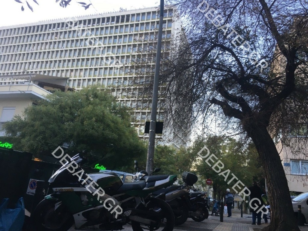 Μαρτυρίες στο DEBATER για κλοπές και διαρρήξεις δίπλα στη ΓΑΔΑ – “Δεν πτοούνται με τίποτα” (pic&vid)