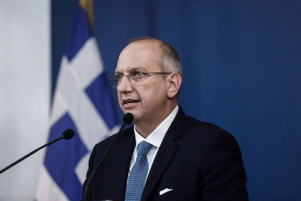 “Το lockdown δεν βρίσκεται στα σχέδια μας” ξεκαθαρίζει ο Γιάννης Οικονόμου