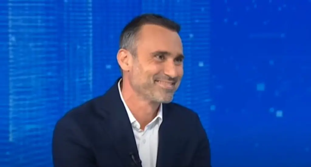 Ο Γιώργος Καπουτζίδης επανέρχεται για το θέμα με τον Μουτσινά – “Ας αναγνωρίσει ο καθένας μας τα λάθη του”