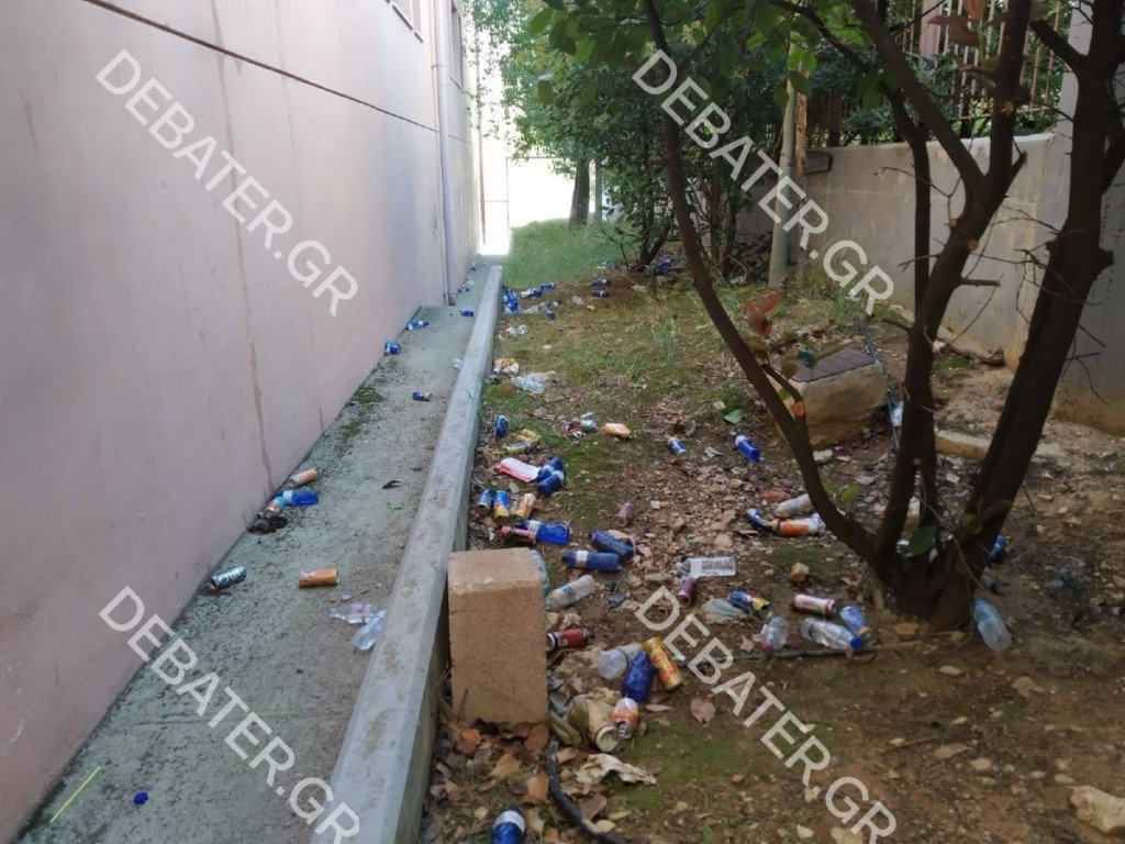 Πανικός σε Λύκειο του Κερατσινίου από κροτίδα – Η “βεντέτα” δύο σχολείων (pics)