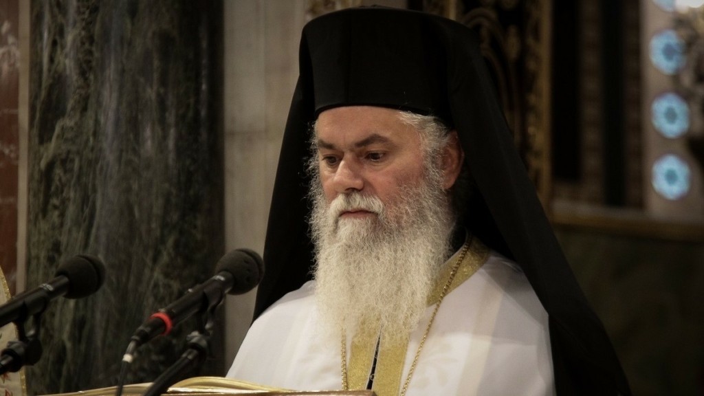 “Τι τους πέρασε η πολιτεία; Εργαζόμενους, που τους πληρώνουμε να κάνουν ό,τι θέλουμε” – Ο Μητροπολίτης Καλαβρύτων για τους ελέγχους