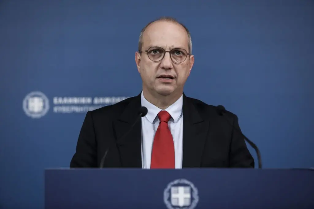 Οικονόμου για Ουκρανία – “Οι εξελίξεις δικαιώνουν την επιλογή για ενίσχυση της άμυνάς μας”