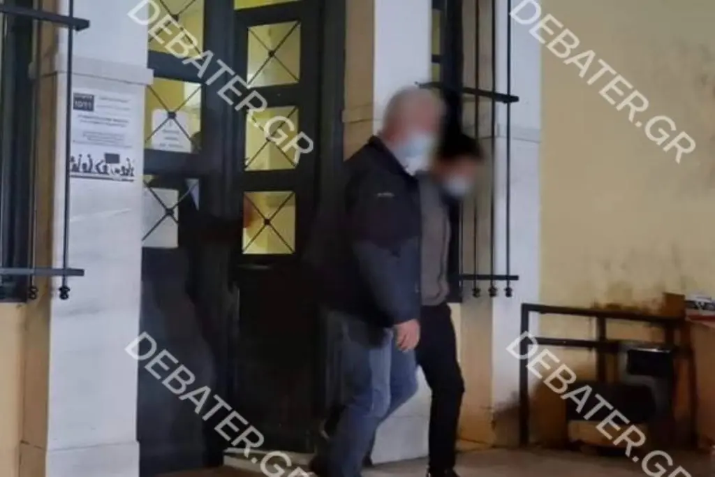 Στη φυλακή ο προπονητής τένις μετά την απολογία του – Παραδέχθηκε τη σχέση με μία ανήλικη “αλλά είχε κλείσει τα 14 έτη”