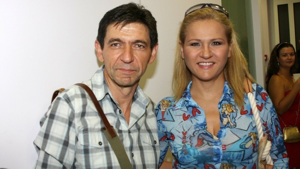 Η Μπέσσυ Μάλφα εξομολογείται για τον Γεράσιμο Σκιαδαρέση – “Τον κοιτάω ακόμα και λιώνω”