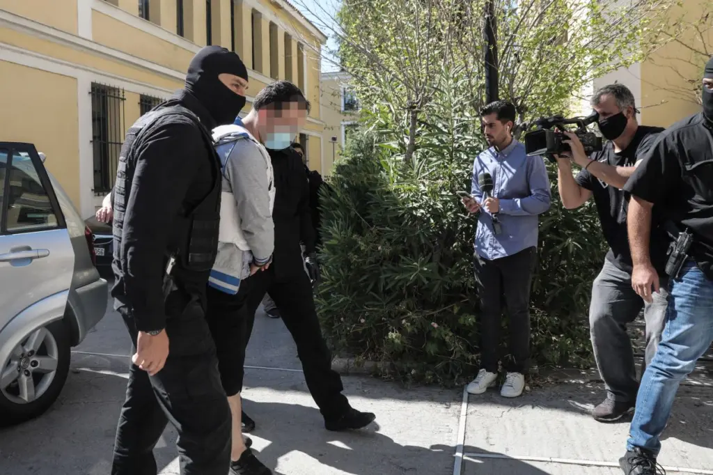 Εξελίξεις στην υπόθεση του τζιχαντιστή της Αθήνας – Ομολόγησε και έδωσε ονόματα – Τίθεται θέμα εθνικής ασφάλειας