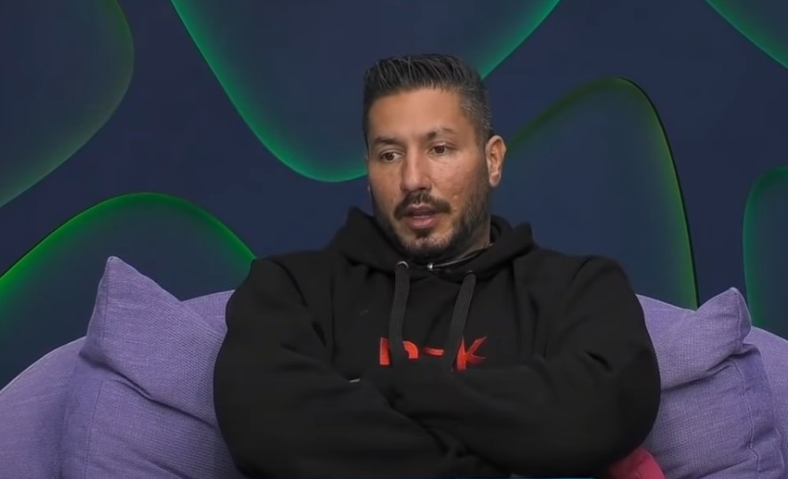 Big Brother – Εξερράγη ο Νάσος με τη Μαίρη – “Λίγη αξιοπρέπεια δεν έχεις;” (vid)