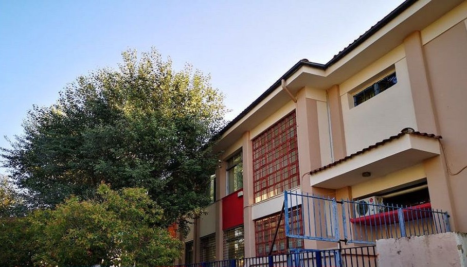 Σοκαριστική καταγγελία για 16χρονο μαθητή που φέρεται να βίασε συμμαθήτριές του (vid)