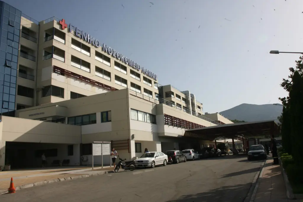 Πέθανε από κορονοϊό 41χρονος πατέρας τριών παιδιών στη Λαμία